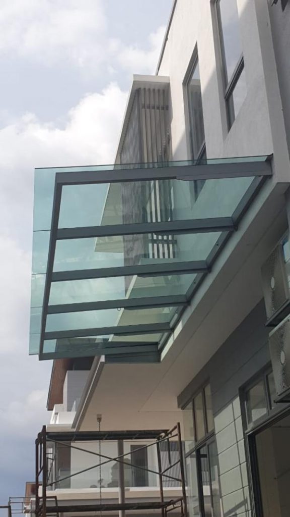 Gallery Grille Glass Roof 39