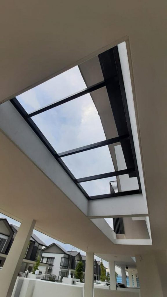 Gallery Grille Glass Roof 52